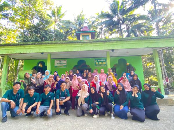 KEGIATAN RUTIN MUSLIMAT  (SENAM)